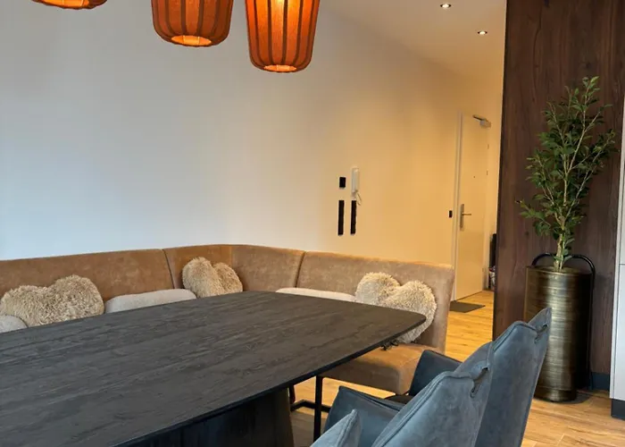 Gluecksvogel 公寓 斯拉德明